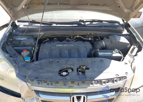 2007 Honda Odyssey Lx from USA, damaged, VIN 5FNRL38277B000711